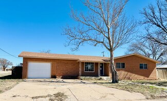 612 Maurer Ave, Anton, TX 79313