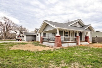 105 W Vine St, Carrier, OK 73727