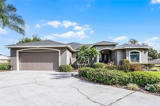1562 Auburn Oaks Ct, Auburndale, FL 33823
