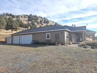 11435 Hill Rd, Klamath Falls, OR 97603
