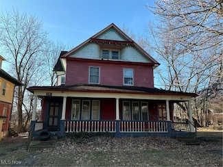 229-231 Lora Ave, Youngstown, OH 44504