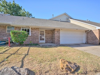 909 Rambling Oaks Dr, Norman, OK 73072