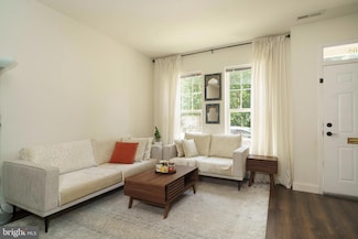 1205 Clymer St, Philadelphia, PA 19147