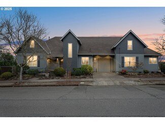 1226 SE 72nd Ave, Portland, OR 97215