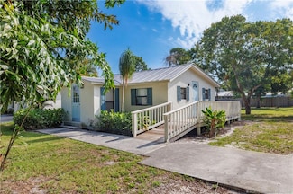 5255 SE Channel Dr, Stuart, FL 34997