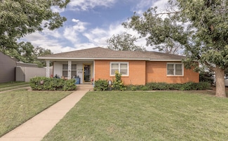 1718 28th St, Lubbock, TX 79411