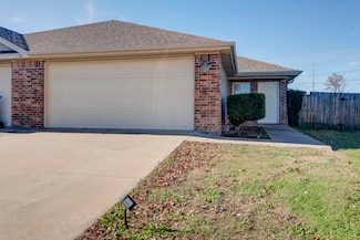 170 Proverbs Ct, Forsyth, MO 65653