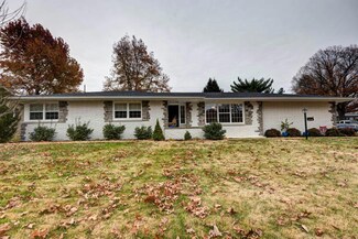 2370 S Cedarbrook Ave, Springfield, MO 65804