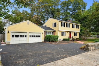 53 Centre St, Danvers, MA 01923