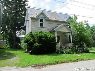 3 Fisher St, Canton, NY 13617