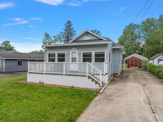 4940 Pottawattamie, Watervliet, MI 49098