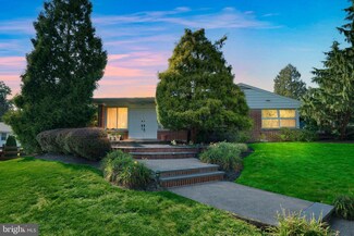 219 N Mount Vernon St, Pottstown, PA 19464