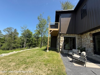115 Schuyler Ave, Pine Bush, NY 12566