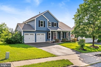 53 Pebble Beach Ln, Pottstown, PA 19464
