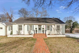 4054 Saint Ann Cir, Memphis, TN 38117
