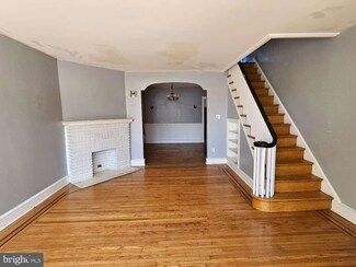 3205 Fanshawe St, Philadelphia, PA 19149