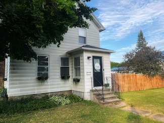 30 Beach St, Massena, NY 13662