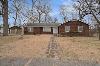 906 Webster St, Mishawaka, IN 46545