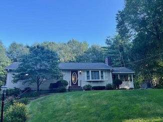 139 Griffin St, Palmer, MA 01069