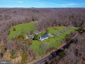 10728 Vale Rd, Oakton, VA 22124