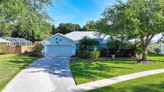475 53rd Square, Vero Beach, FL 32968