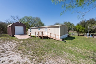 118 Minson Dr, Sandia, TX 78383