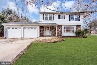 1 Colleen Cir, Ewing, NJ 08638