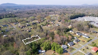 2145 14th Avenue Place SW Unit 3, Hickory, NC 28602