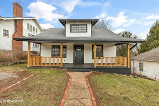 521 Mountain View Ave, Maryville, TN 37803