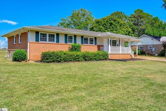 307 Lavonne Ave, Easley, SC 29642