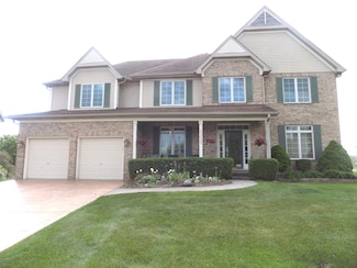 5355 Fox Path Ln, Hoffman Estates, IL 60192