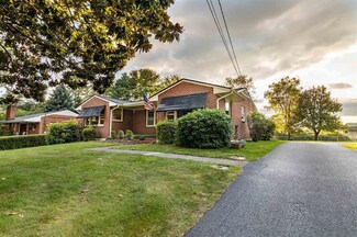 20 Grand View Dr, Radford, VA 24141