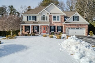 56 Candlewood Dr, Agawam, MA 01001