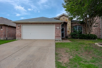 1005 Comfort Dr, Forney, TX 75126