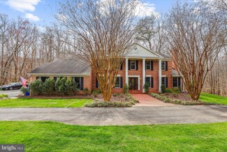 8730 Mountain Valley Rd, Fairfax Station, VA 22039
