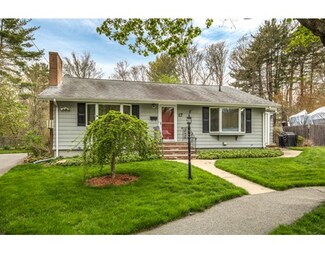 17 Robinson Rd, Beverly, MA 01915