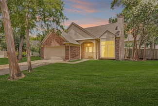 16042 Glenbrook Knoll Ln, Houston, TX 77095