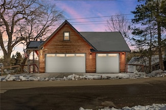 1219 Klondike Dr, Lake Arrowhead, CA 92352
