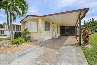 7186 Ladyfish Dr, Saint James City, FL 33956