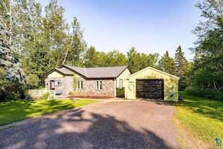 7434 Brighton St, Duluth, MN 55804