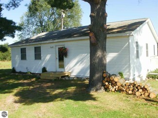 6038 20 Mile Rd, Marion, MI 49665