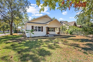 1501 W Beech St, Durant, OK 74701