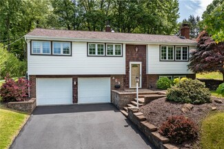 453 Lorlita Ln, Bethel Park, PA 15102