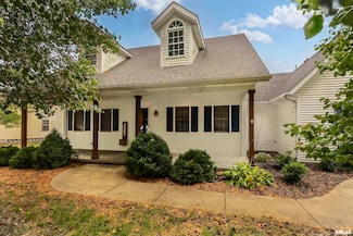 3005 Hickory Ridge Dr, Herrin, IL 62948