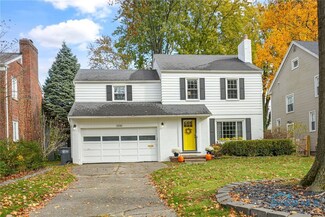 2246 Pemberton Dr, Toledo, OH 43606