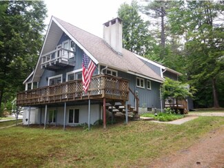 128 Pine St N, Bristol, NH 03222