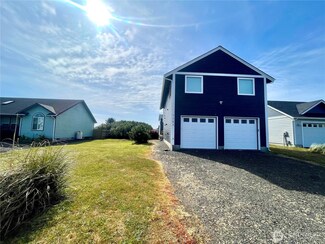 1143 Greenview Ave SW, Ocean Shores, WA 98569