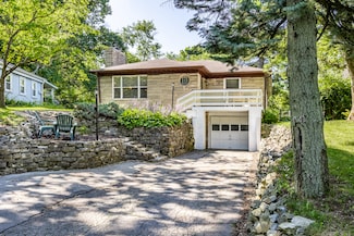 6869 E Pleasant Run Parkway Dr S, Indianapolis, IN 46219