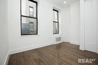 19 Eldridge St Unit 4, New York, NY 10002