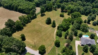 8299 W Goose Creek Rd, Fayetteville, AR 72730
